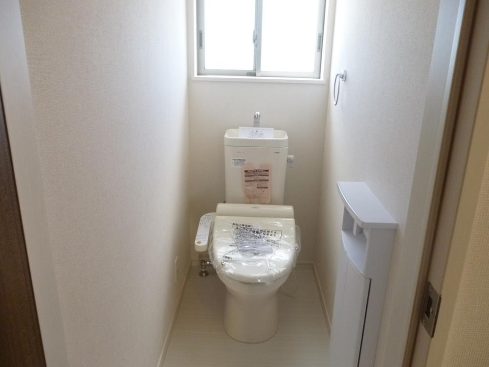 Other Equipment. Same specifications photos (toilet)