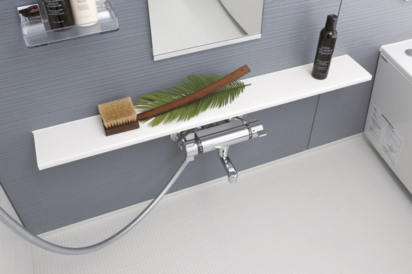 Bathing-wash room.  [Visor counter] The faucet of the counter and installed with a wall of depth minimum design, With wider than the company's conventional washing place, Will be clean also easy (same specifications)