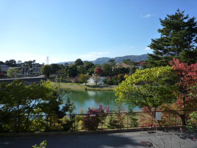 View photos from the dwelling unit. Niteko pond, Kozan is attractive