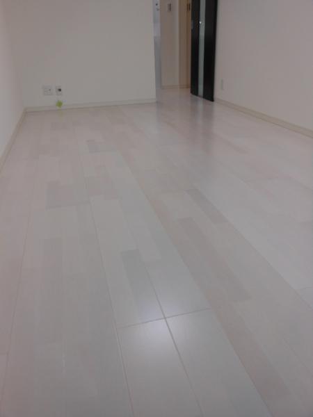 Living. ■ living ■ Stylish white living. I feel the spread to more than Pledge number. With floor heating.