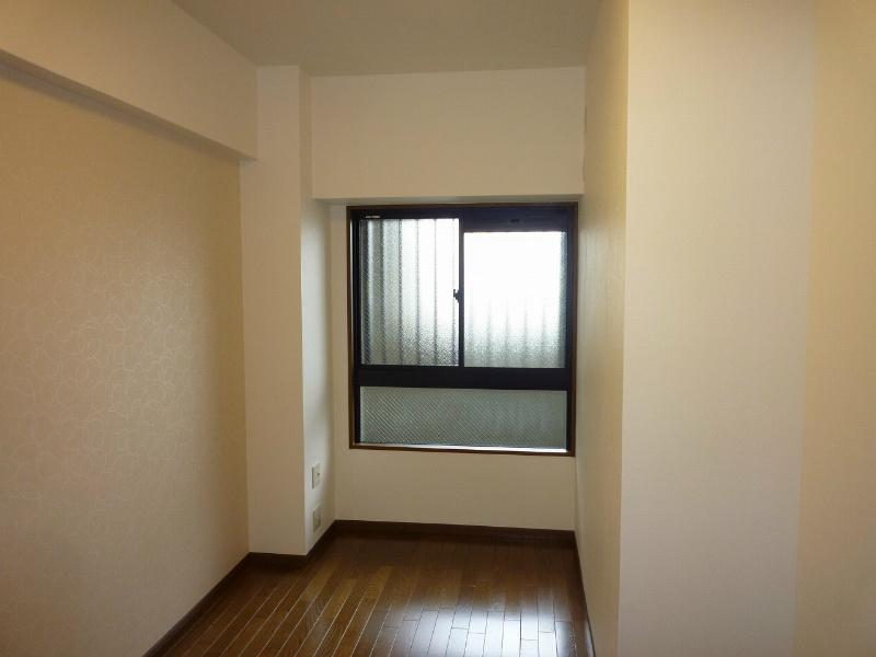 Non-living room