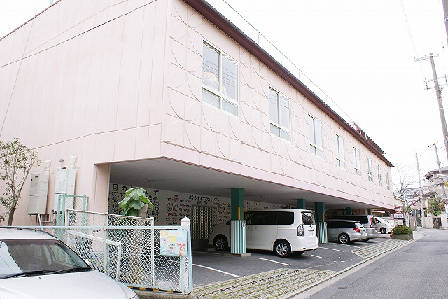 kindergarten ・ Nursery. Hirota kindergarten (kindergarten ・ 358m to the nursery)