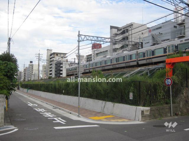 Other local. A site south JR Tokaido line runs through.