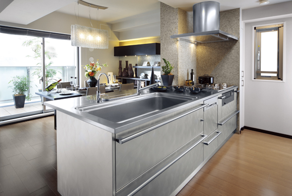 Kitchen.  [kitchen] Large pots and pans also wide sink of Ya easily washable width 1100mm (with some exceptions), 100mm was also wider than the depth the company's conventional 650mm, Worktop of 750mm has been adopted ( ※ )