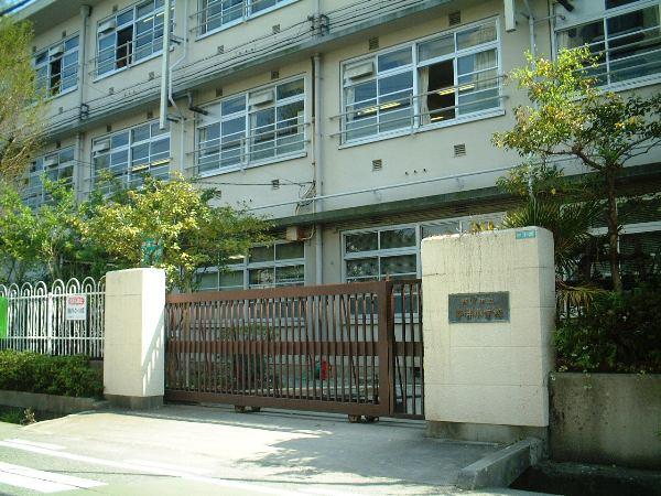 Primary school. 369m to Nishinomiya City Yasui Elementary School