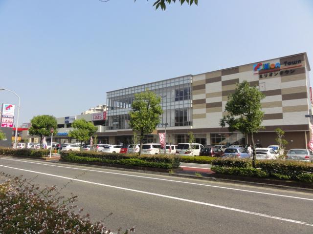 Shopping centre. 395m to the Fashion Center Shimamura foreshore shop