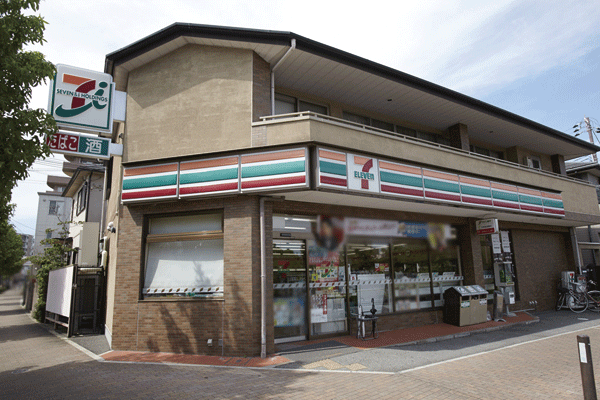 Surrounding environment. Seven-Eleven Nishinomiya Shukugawa store (6-minute walk ・ About 450m)