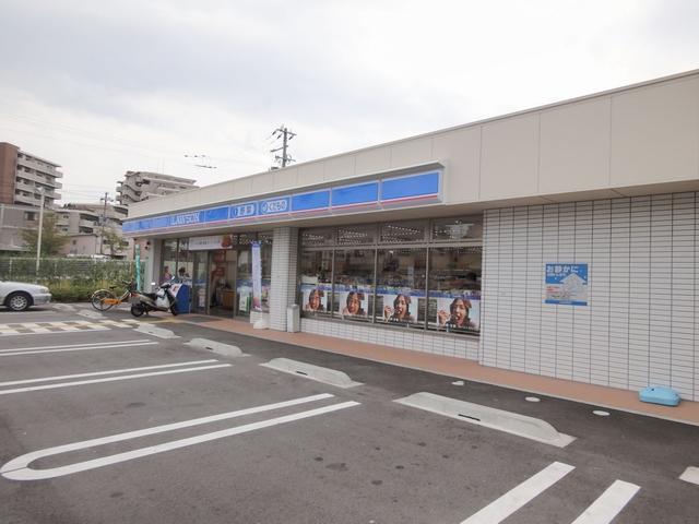 Convenience store. 925m until Lawson Nishinomiya Furukawa-cho shop