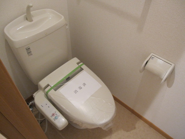 Toilet. Washlet is correspondence of toilet (^ v ^)