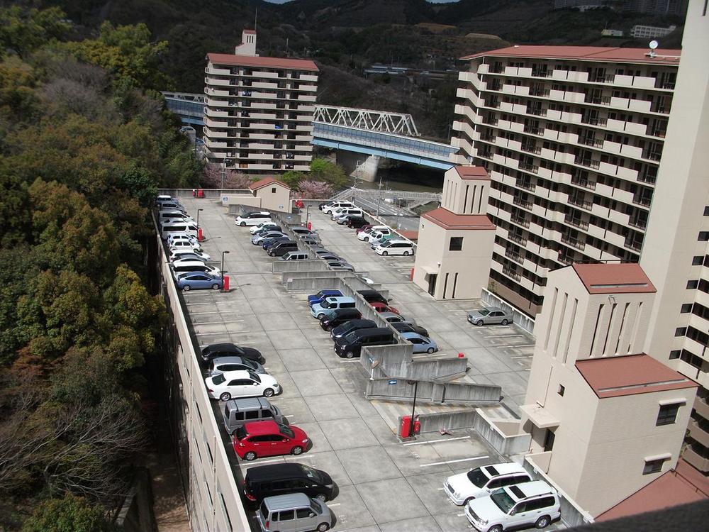 Other common areas. Self-propelled parking (September 2013) Shooting
