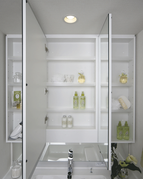Bathing-wash room.  [Three-sided mirror back storage] Secure storage space in three-sided mirror back of vanities. Since the large-capacity, You can clean and organize, such as cosmetic products (same specifications)