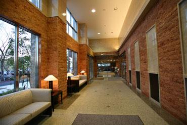 lobby. Common areas Entrance is, It has become the auto-lock with a camera!
