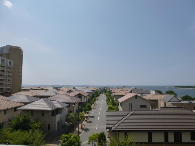 View photos from the dwelling unit. View from local