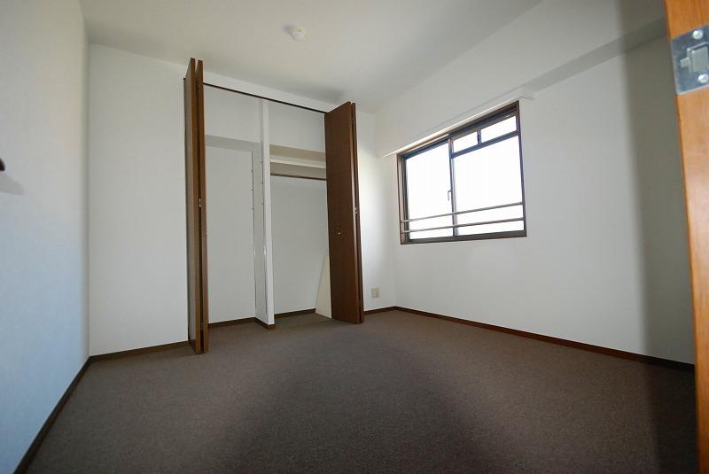 Non-living room