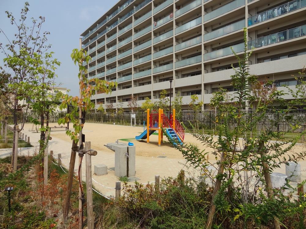 Other local. Yes Park apartment south