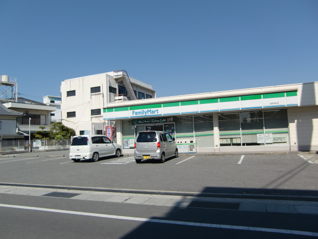 Convenience store. FamilyMart Ono Honcho store up (convenience store) 1106m