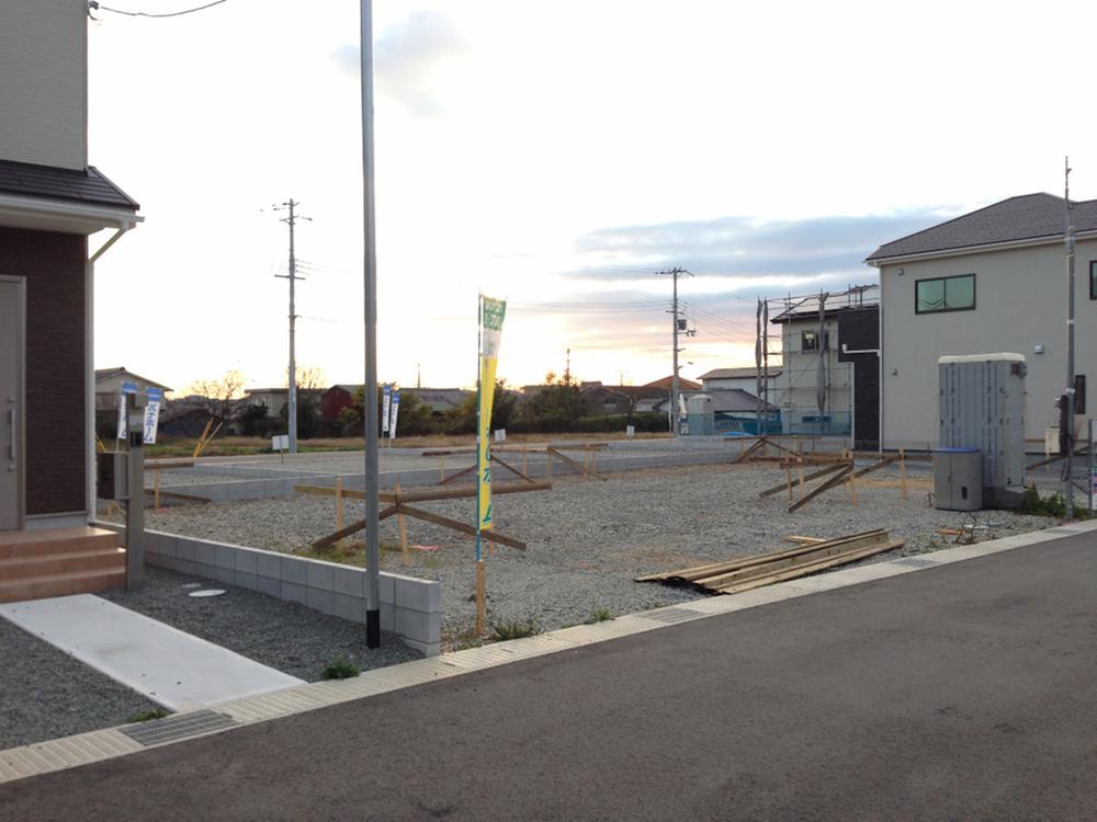 Local appearance photo. Local (11 May 2013) Shooting