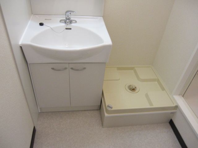 Washroom. You can slowly in the morning prepared by the independent wash basin ☆