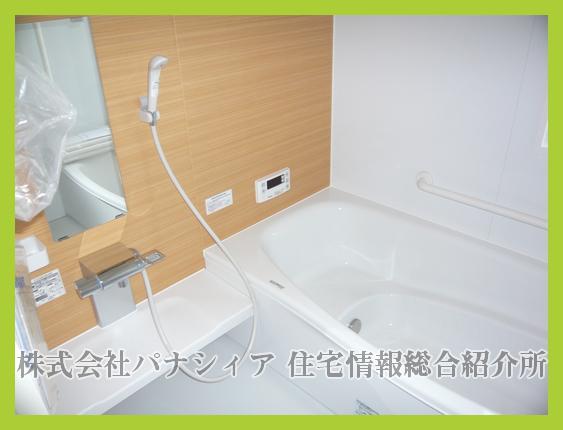 Same specifications photo (bathroom). It is a space that can heal the fatigue of the day.