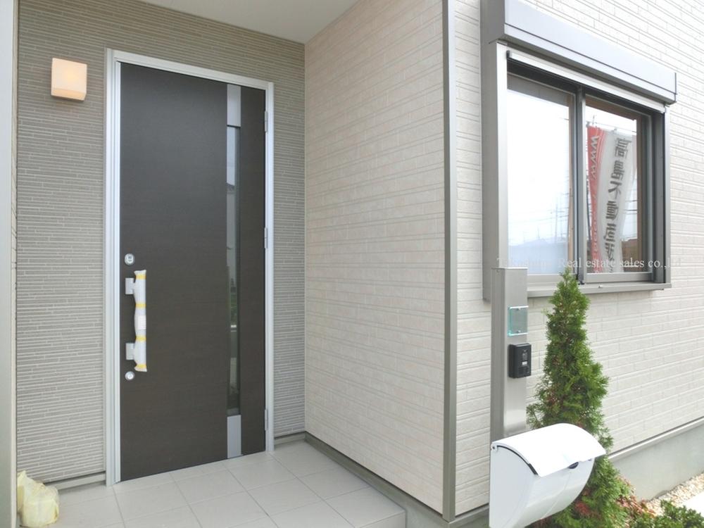 Entrance. Entrance door of calm color scheme.