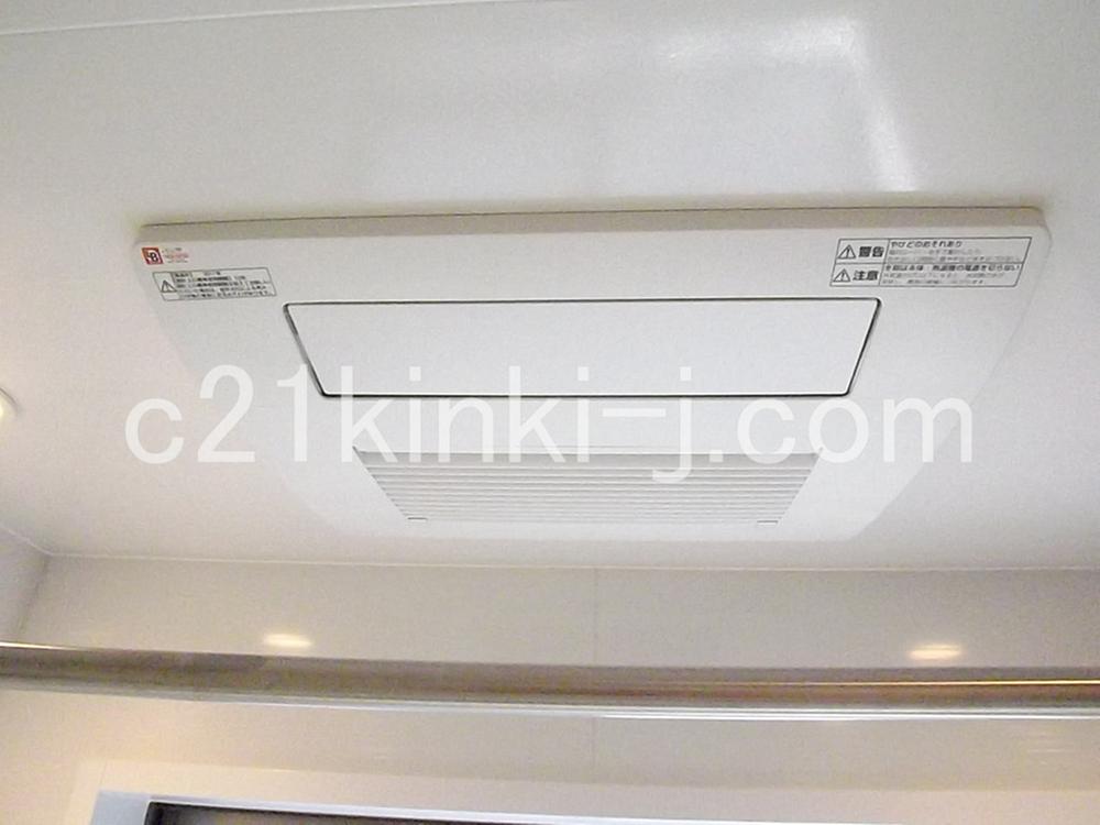 Cooling and heating ・ Air conditioning. Local photo (bathroom heating dryer)