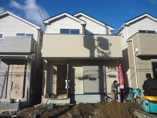 Local appearance photo. December 24, currently Was completion of framework.