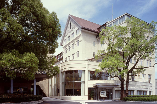 Surrounding environment. Takarazuka Hotels (1-minute walk ・ About 80m)