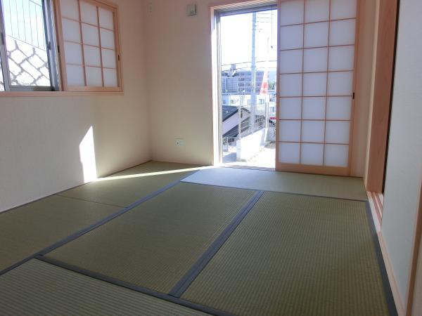 Same specifications photos (Other introspection).  ■ Same specifications Japanese-style room ■  Space to feel the smell of tatami. Let Yasuraga the heart
