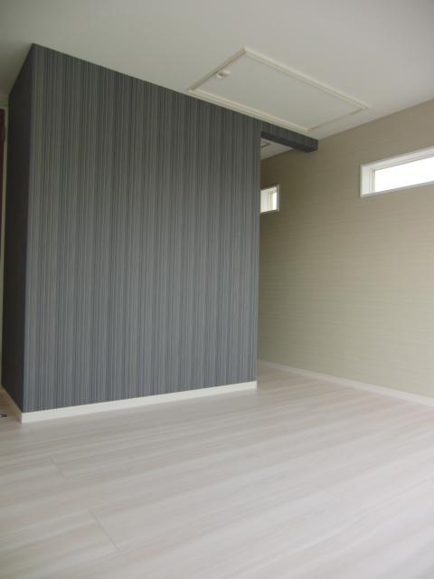 Receipt. Because it is the main bedroom having an indoor (08 May 2013) Walk-in closet of shooting large capacity can be refreshing use the room. Furthermore attic storage is also equipped peace of mind plenty of storage.