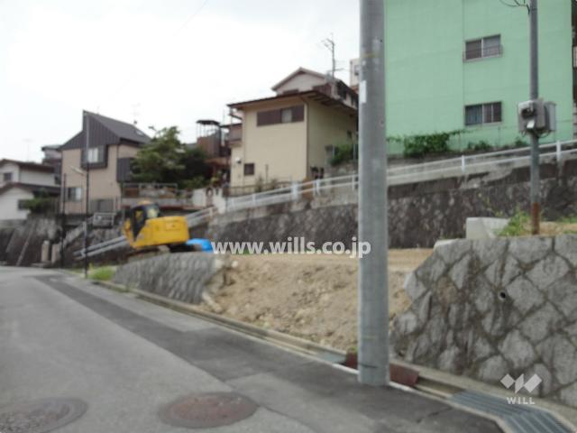 Local appearance photo. Property (from the northeast side) ※ 2013 August 8, currently vacant lot