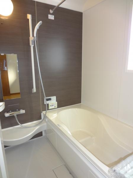 Same specifications photo (bathroom). The company construction cases