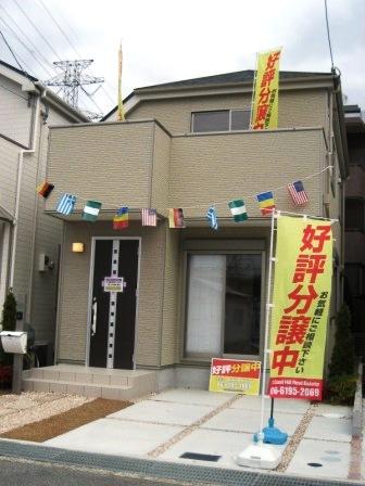 Local appearance photo. C Building the completed! Certainly please see.! Local (12 May 2013) Shooting