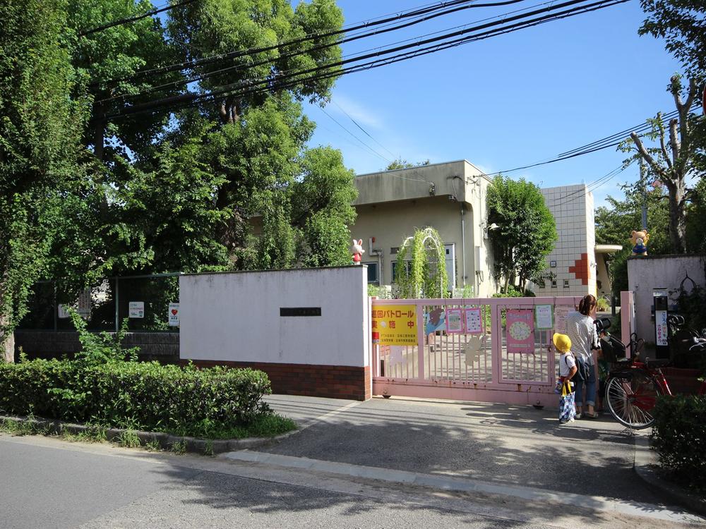 kindergarten ・ Nursery. Takarazuka Municipal Agra to kindergarten 280m