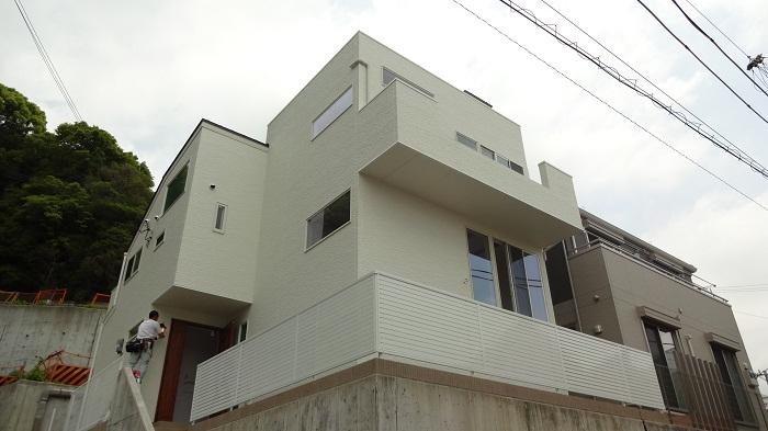 Rendering (appearance). It is our example of construction. Appearance went to the showroom, I will choose.