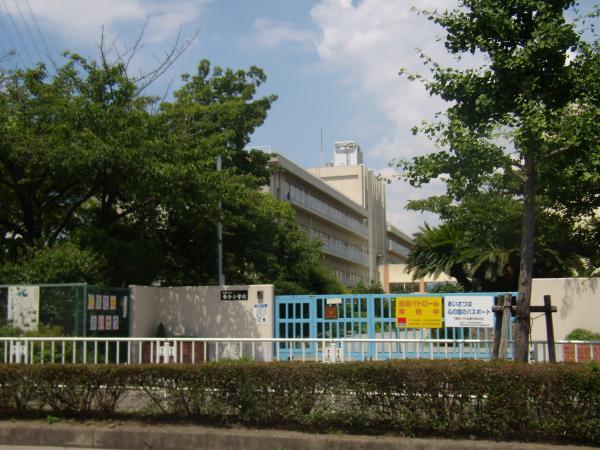 Primary school. Agra to elementary school 1310m