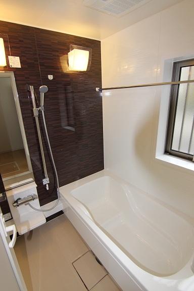 Bathroom. ◆ bathroom ◆ Floor surface safety slip in the unevenness of the micro! Since there is no deep groove, Because the floor is difficult to accumulate dry easy dirt, Cleaning is also happy to!