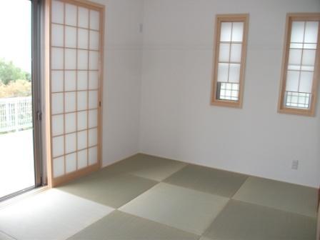 Other introspection. Shoot the first floor Japanese-style room 6 quires