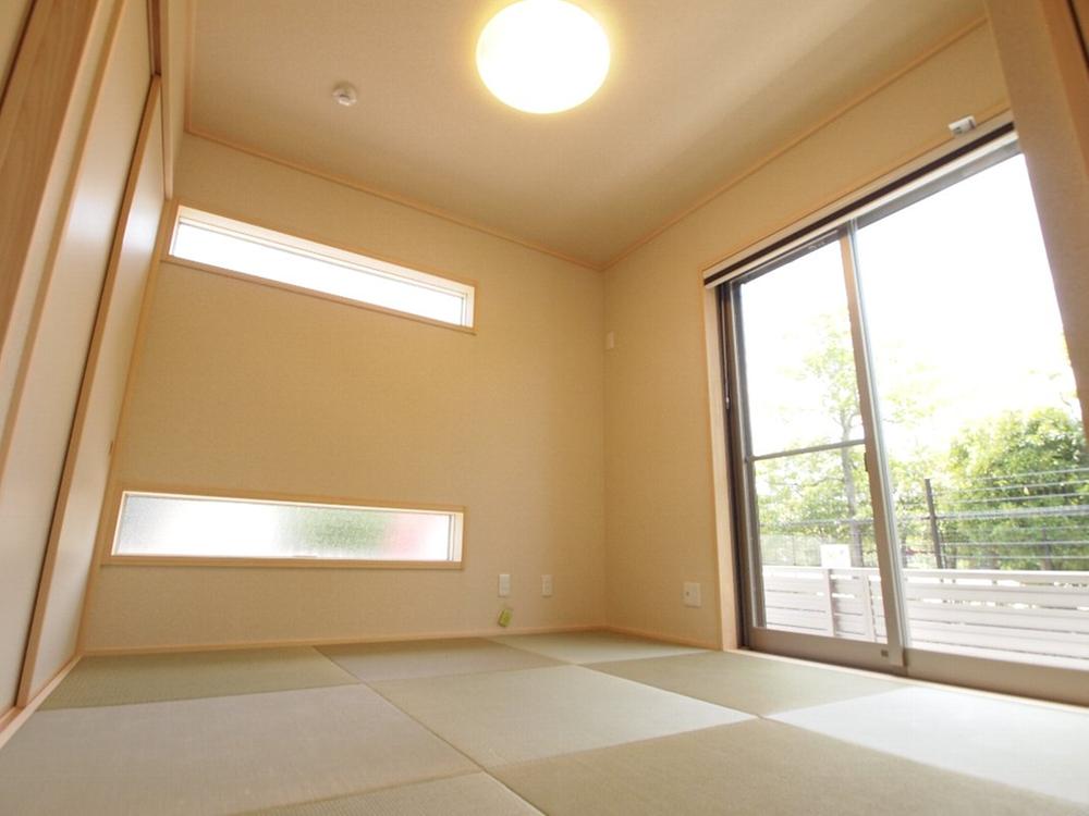 Non-living room. 1F Japanese-style room.