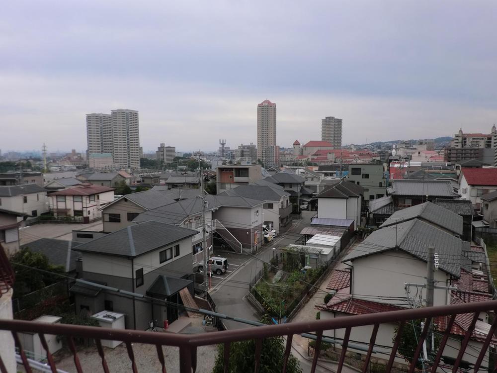 Hill photo. Vista from the third floor balcony