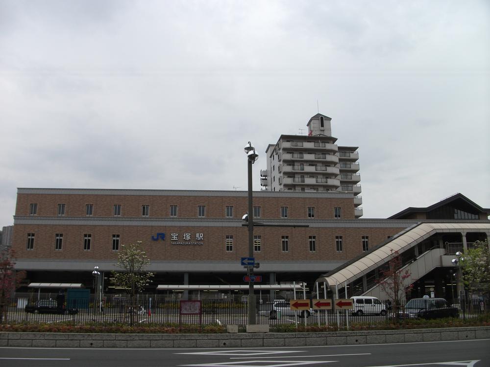 Other. JR Takarazuka Station site (December 2013) Shooting