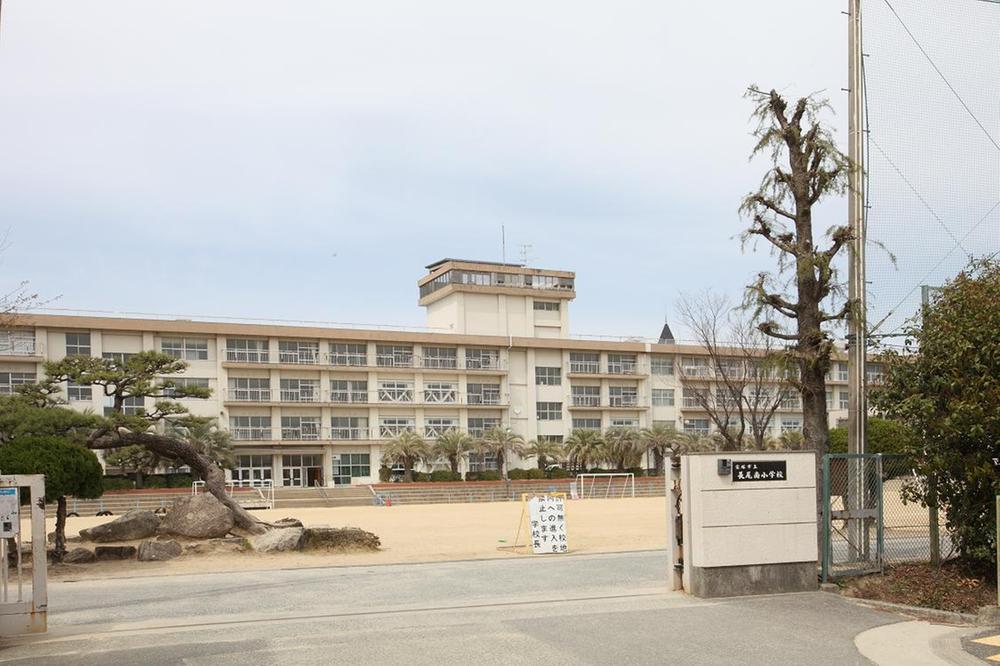 Primary school. Up to 400m Minami Nagao elementary school to Minami Nagao Elementary School, A 5-minute walk