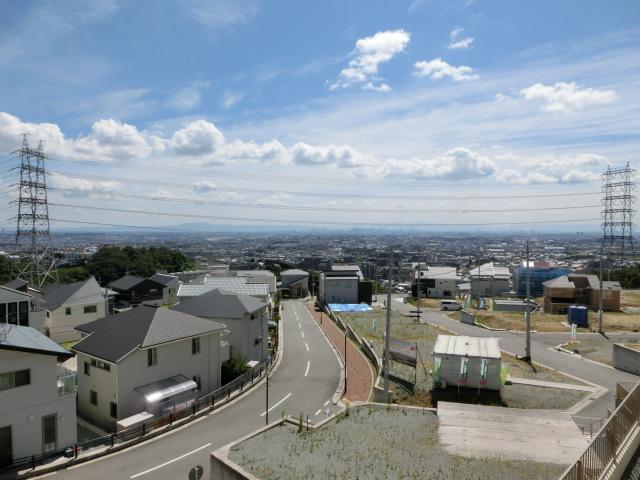 View photos from the dwelling unit. View from the balcony !!