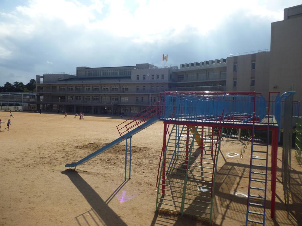 Other. Municipal Nagao Elementary School 21-minute walk away