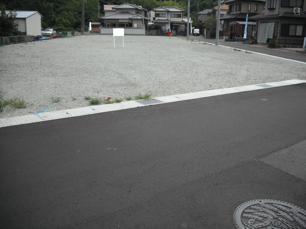 Local photos, including front road. No construction conditions land Takasago Sone-cho 7 compartment local
