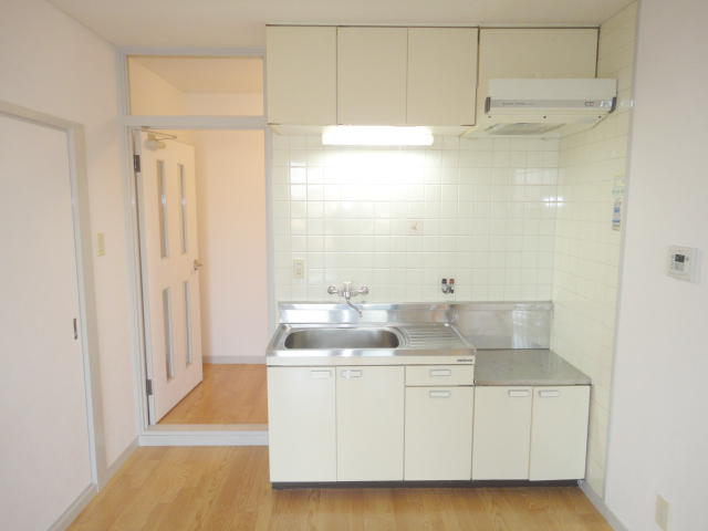 Kitchen. For city gas gas stove installation Allowed ^^