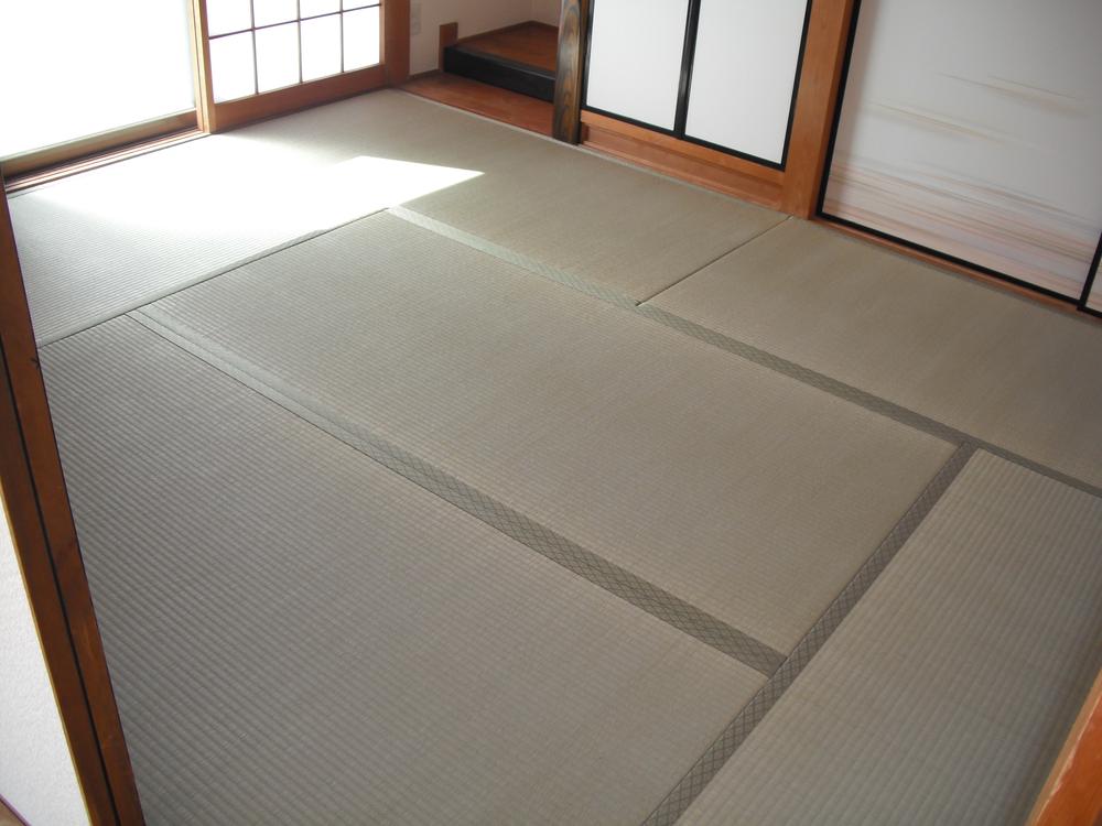 Non-living room. Takasago Nakasuji Residential home Renovated local