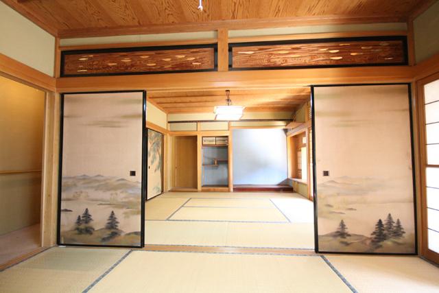 Non-living room. Appearance between the Japanese-style More