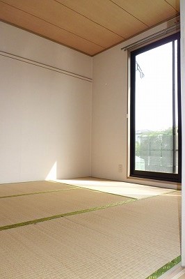 Other room space. Japanese-style room 6 tatami