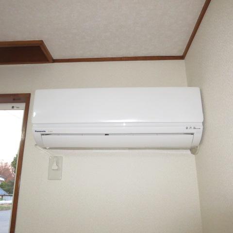 Other introspection. Air conditioning is one service. Please put your preference is to other rooms