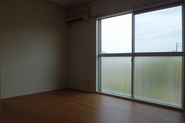 Living and room. Nanyang room